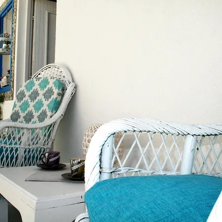 Downtown Tina Guest house 3*