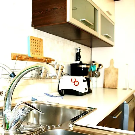 Guest house Downtown Tina 3*