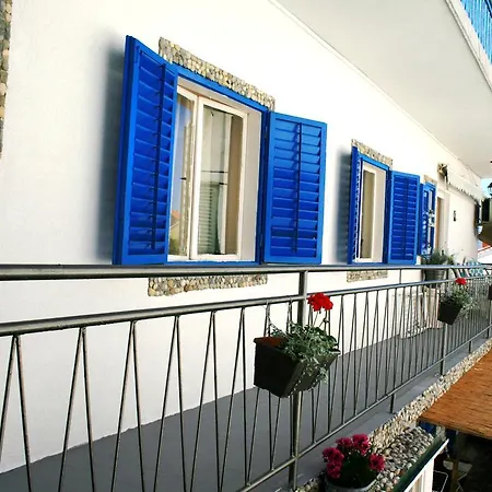 Guest house Downtown Tina