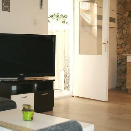 Downtown Tina 3* Vodice